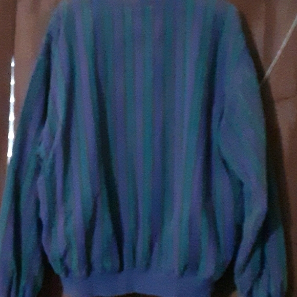 men's windbreaker - Picture 4 of 4